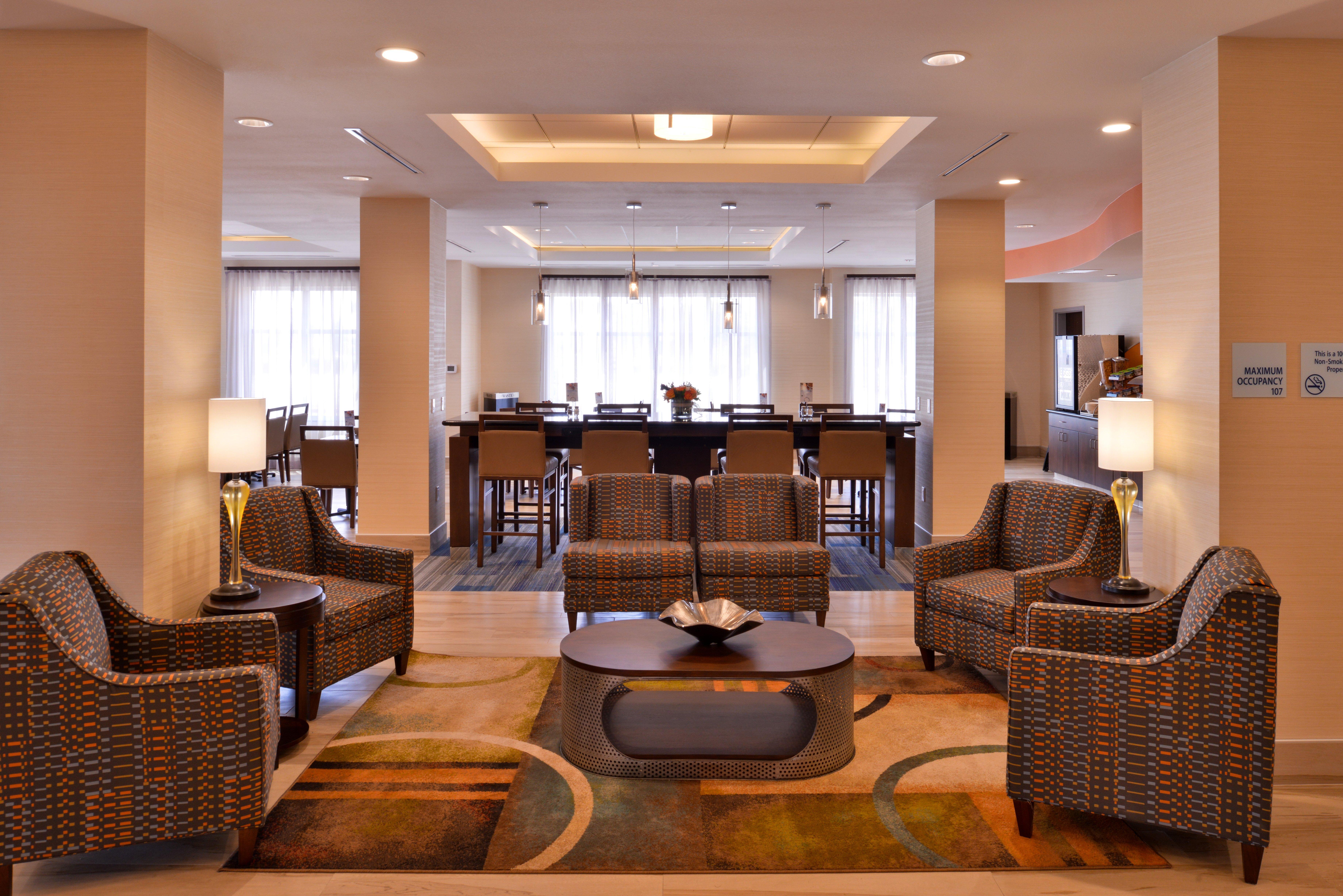 Hotel Express & By Ihg